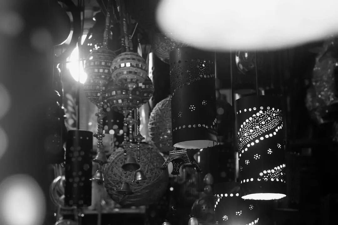 Monochrome, photograph 13 of 16