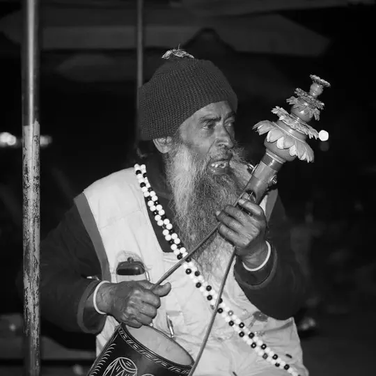 Monochrome, photograph 10 of 16